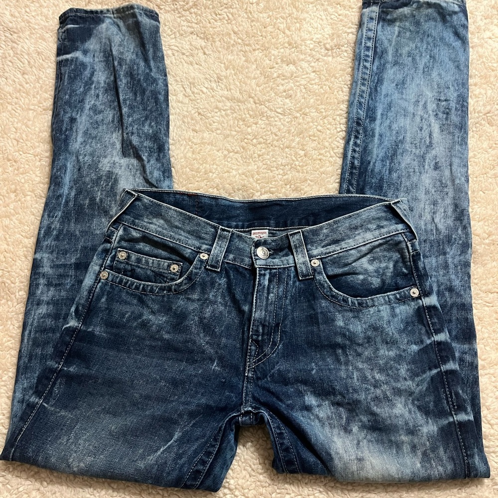 TRUE RELIGION JEANS